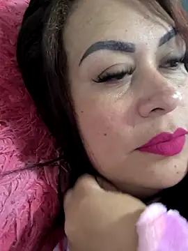 Snapshot of Natymendoza998 chatting on 28, 3, 2026 Natymendoza998 online show from 28, 3, 2026