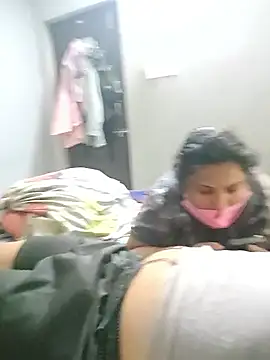 Snapshot of Telugumistress chatting on 10, 4, 2026 Telugumistress online show from 10, 4, 2026