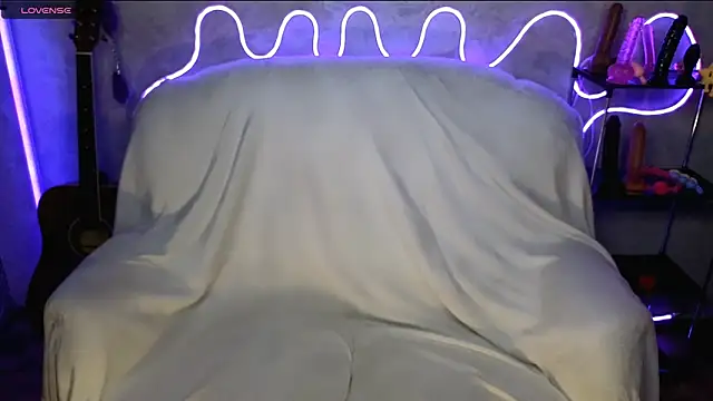 Snapshot of playoliver chatting on 1, 4, 2026 playoliver online show from 1, 4, 2026