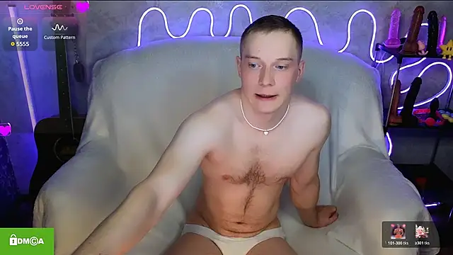 Snapshot of playoliver chatting on 14, 4, 2026 playoliver online show from 14, 4, 2026