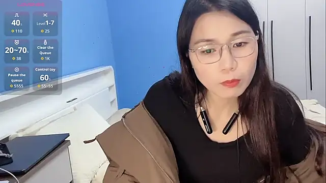 Emma-mimi online show from 17, 12, 2025