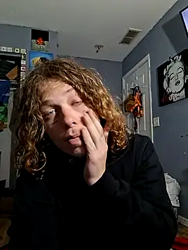 Snapshot of boolboy27 chatting on 24, 7, 2026 boolboy27 online show from 24, 7, 2026