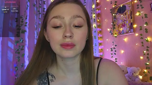 Snapshot of tease_mee_now chatting on 20, 12, 2025 tease mee now online show from 20, 12, 2025