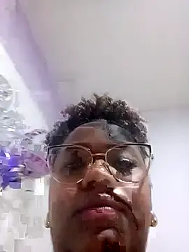 Yohanna fox online show from 17, 12, 2025