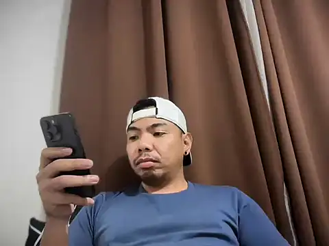 Snapshot of chubbybear_08 chatting on 8, 2, 2026 chubbybear 08 online show from 8, 2, 2026