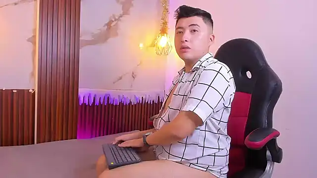 BrunoVega1 online show from 19, 12, 2025