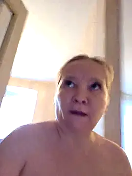 Snapshot of MikasXNiksssxX chatting on 18, 12, 2025 MikasXNiksssxX online show from 18, 12, 2025