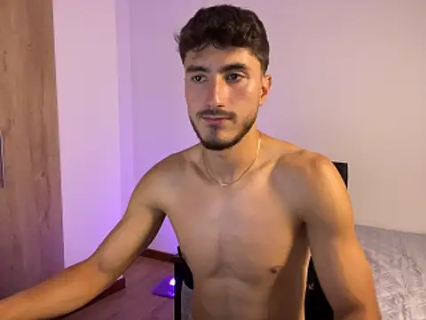 Snapshot of LIAM_COLT chatting on 3, 3, 2026 LIAM COLT online show from 3, 3, 2026