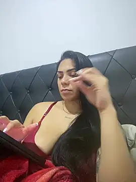 Snapshot of Nini_ chatting on 23, 5, 2026 Nini online show from 23, 5, 2026