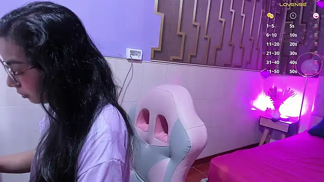 lia morel online show from 19, 12, 2025