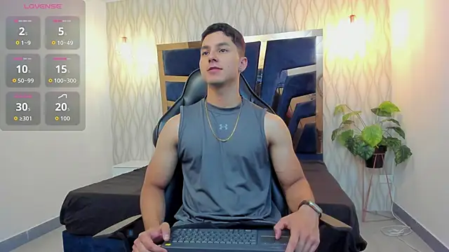 Snapshot of Noah_Clarkk chatting on 27, 4, 2026 Noah Clarkk online show from 27, 4, 2026