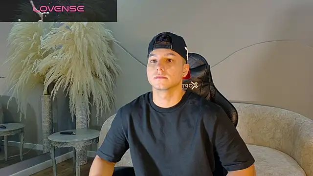 Snapshot of Noah_Clarkk chatting on 1, 7, 2026 Noah Clarkk online show from 1, 7, 2026