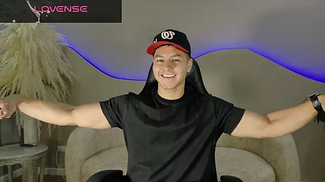 Snapshot of Noah_Clarkk chatting on 3, 7, 2026 Noah Clarkk online show from 3, 7, 2026