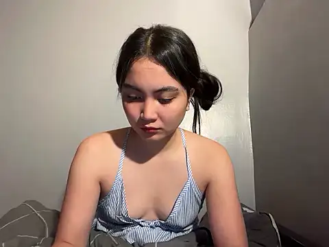 Snapshot of Nanalicious_69 chatting on 4, 4, 2026 Nanalicious 69 online show from 4, 4, 2026