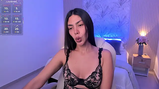 natasha priston  online show from 13, 1, 2026