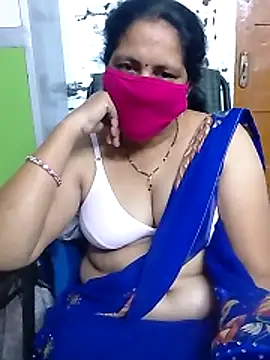 Snapshot of telugutrisha chatting on 22, 12, 2025 telugutrisha online show from 22, 12, 2025