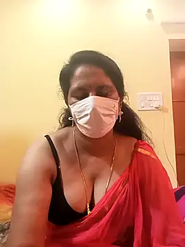 Snapshot of telugutrisha chatting on 7, 4, 2026 telugutrisha online show from 7, 4, 2026