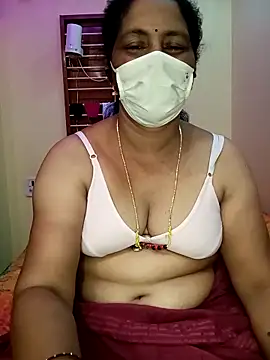 Snapshot of telugutrisha chatting on 15, 4, 2026 telugutrisha online show from 15, 4, 2026