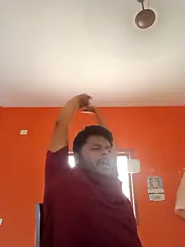 Snapshot of yourwellman chatting on 18, 3, 2026 yourwellman online show from 18, 3, 2026