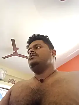 Snapshot of yourwellman chatting on 7, 4, 2026 yourwellman online show from 7, 4, 2026