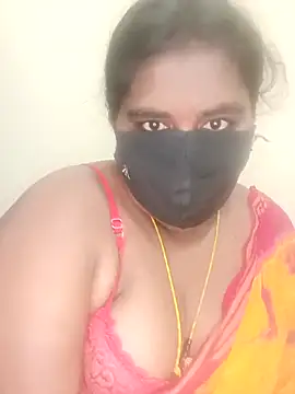 Snapshot of sirisha__9 chatting on 7, 4, 2026 sirisha 9 online show from 7, 4, 2026