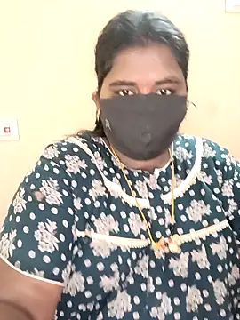 Snapshot of sirisha__9 chatting on 11, 4, 2026 sirisha 9 online show from 11, 4, 2026