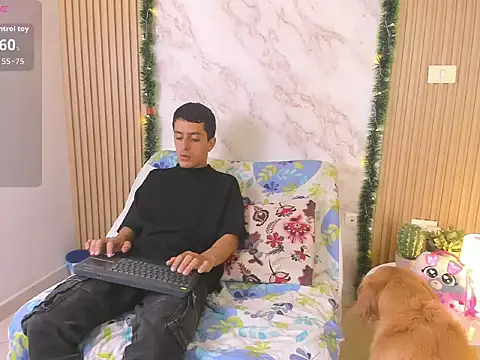 Snapshot of nati_n_mark chatting on 18, 12, 2025 nati n mark online show from 18, 12, 2025