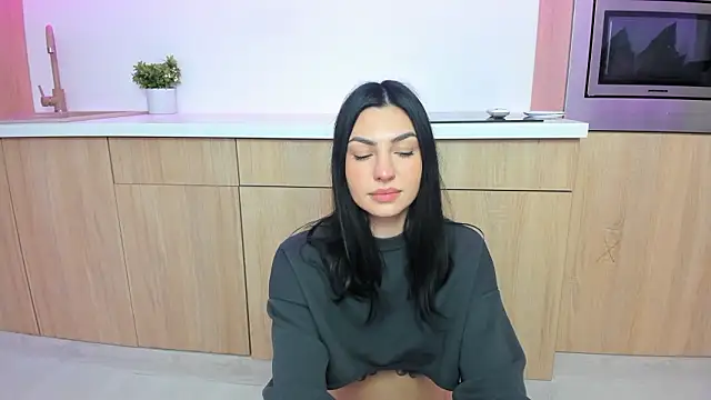 Snapshot of Baby_Ava_ chatting on 1, 2, 2026 Baby Ava online show from 1, 2, 2026