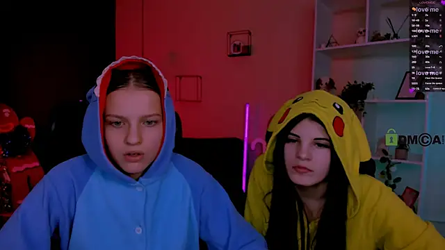 Snapshot of lizzie_boom_ chatting on 6, 1, 2026 lizzie boom online show from 6, 1, 2026