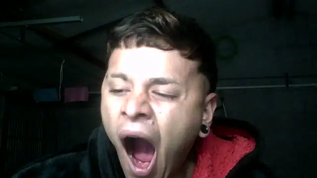 Snapshot of Sickbooy69 chatting on 2, 5, 2026 Sickbooy69 online show from 2, 5, 2026