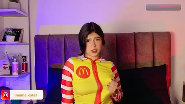 Snapshot of hannaa_cute chatting on 11, 3, 2026 hannaa cute online show from 11, 3, 2026