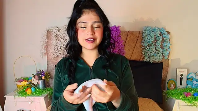 Snapshot of hannaa_cute chatting on 6, 4, 2026 hannaa cute online show from 6, 4, 2026