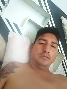 Snapshot of Yrresistible666 chatting on 11, 2, 2026 Yrresistible666 online show from 11, 2, 2026