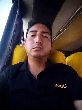 Snapshot of Yrresistible666 chatting on 20, 4, 2026 Yrresistible666 online show from 20, 4, 2026