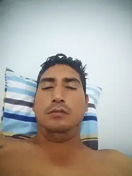 Snapshot of Yrresistible666 chatting on 21, 4, 2026 Yrresistible666 online show from 21, 4, 2026