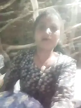 Snapshot of Cuty_priti chatting on 19, 4, 2026 Cuty priti online show from 19, 4, 2026