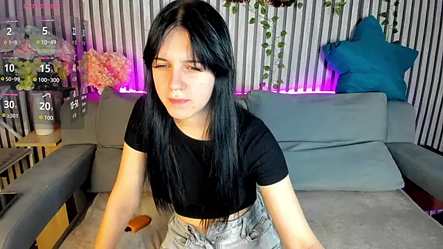 Lilith Wholsh online show from 13, 1, 2026