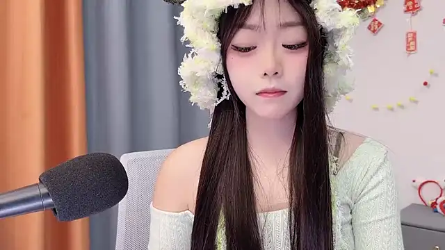 Snapshot of smalldaisy chatting on 7, 3, 2026 smalldaisy online show from 7, 3, 2026