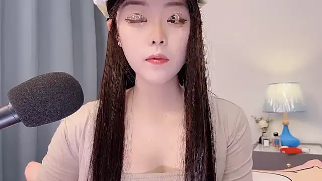 Snapshot of smalldaisy chatting on 17, 4, 2026 smalldaisy online show from 17, 4, 2026