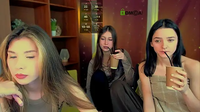 Snapshot of lole_ti chatting on 18, 3, 2026 lole ti online show from 18, 3, 2026