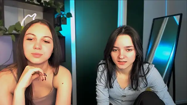 Snapshot of lole_ti chatting on 23, 3, 2026 lole ti online show from 23, 3, 2026