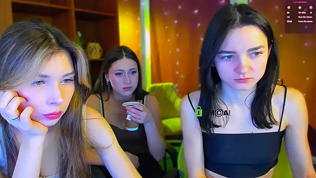 Snapshot of lole_ti chatting on 25, 3, 2026 lole ti online show from 25, 3, 2026