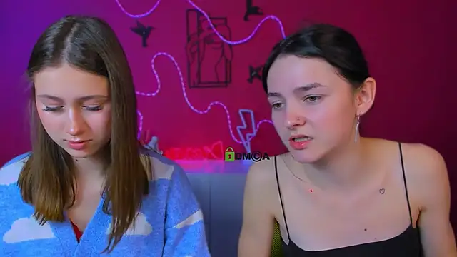 Snapshot of lole_ti chatting on 11, 4, 2026 lole ti online show from 11, 4, 2026