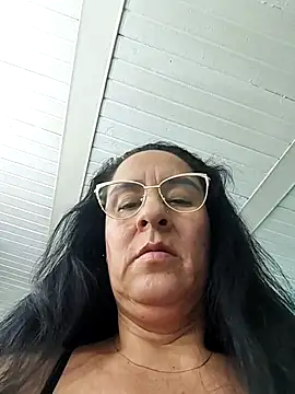 KiaraFoster online show from 8, 1, 2026