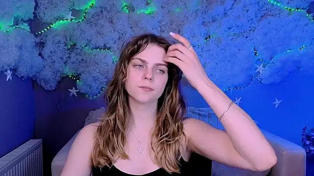 Snapshot of naya_may chatting on 9, 4, 2026 naya may online show from 9, 4, 2026