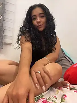 Snapshot of ateneacute chatting on 5, 4, 2026 ateneacute online show from 5, 4, 2026