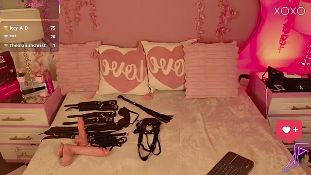 Snapshot of CherylandToni chatting on 11, 4, 2026 CherylandToni online show from 11, 4, 2026