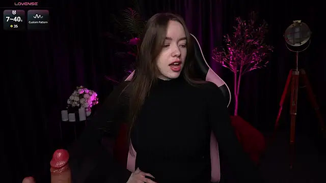 Velouraa online show from 20, 3, 2026