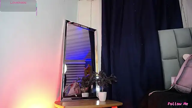 Emilyy05  online show from 1, 3, 2026