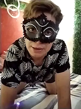 Snapshot of chicogay69 chatting on 20, 12, 2025 chicogay69 online show from 20, 12, 2025